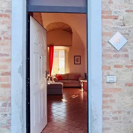 Tormalina Rosa Presso La Bordona *